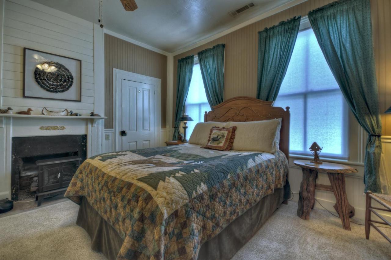Blue Ridge Inn Bed And Breakfast Exterior foto